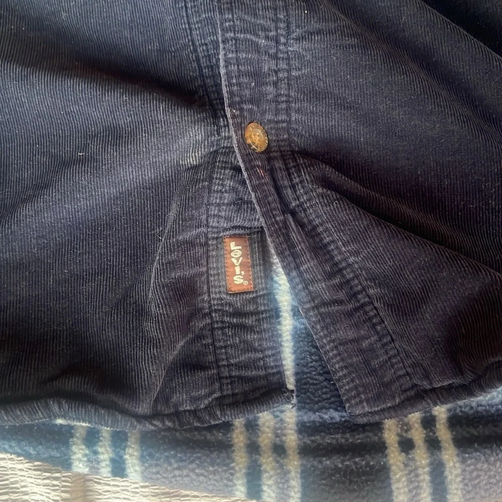 Levi's navy blue jacket with Plaid Interior XL